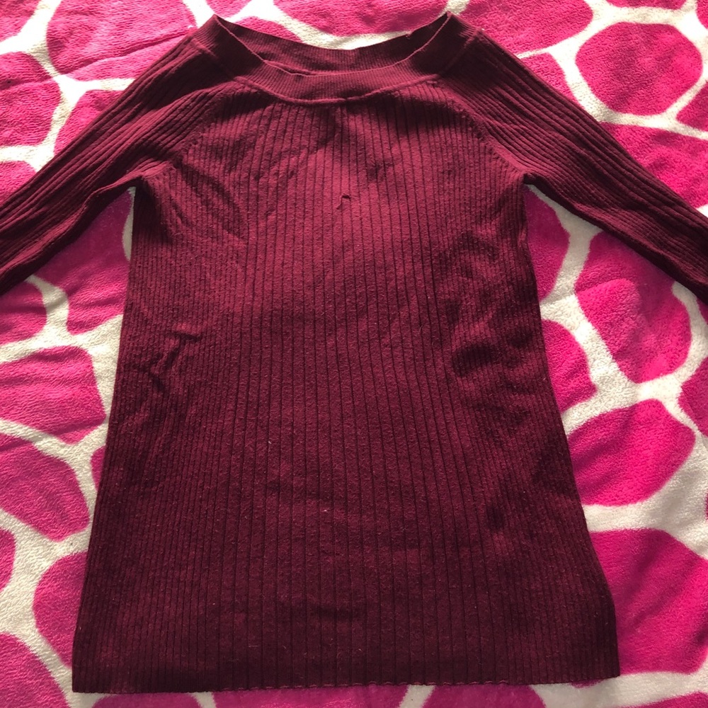 Maroon rue 21 shirt
